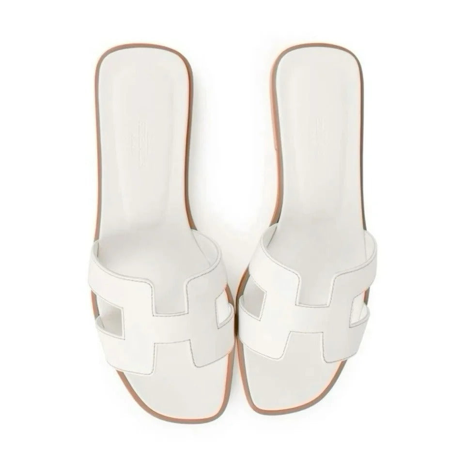 It girl slipper black