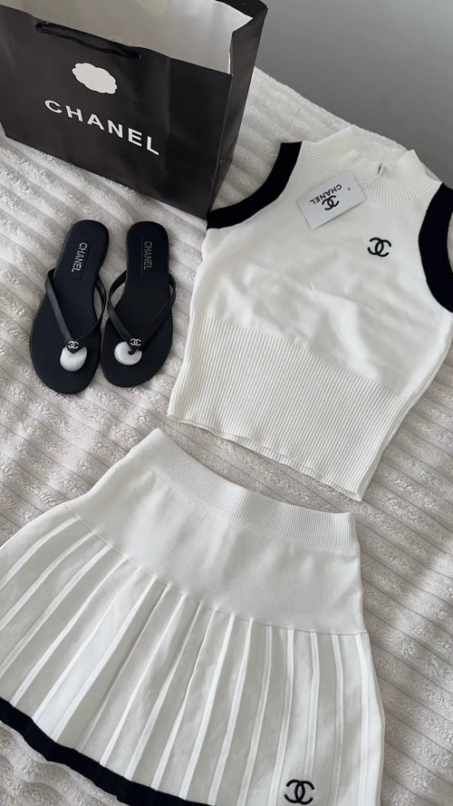 2 piece C set