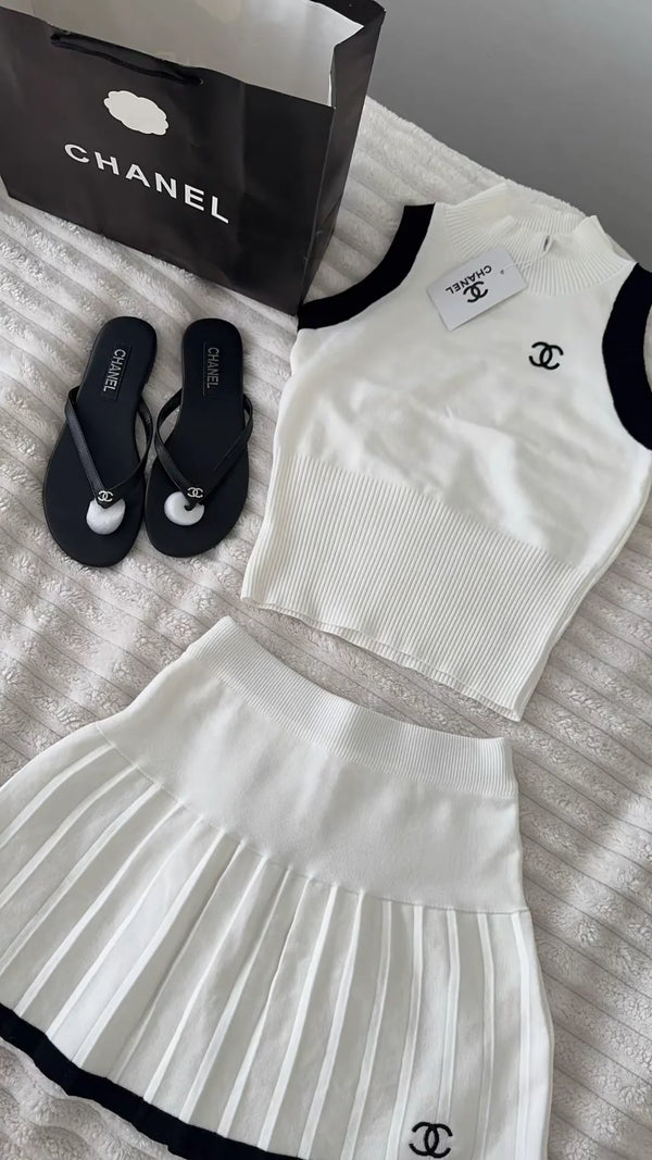2 piece C set
