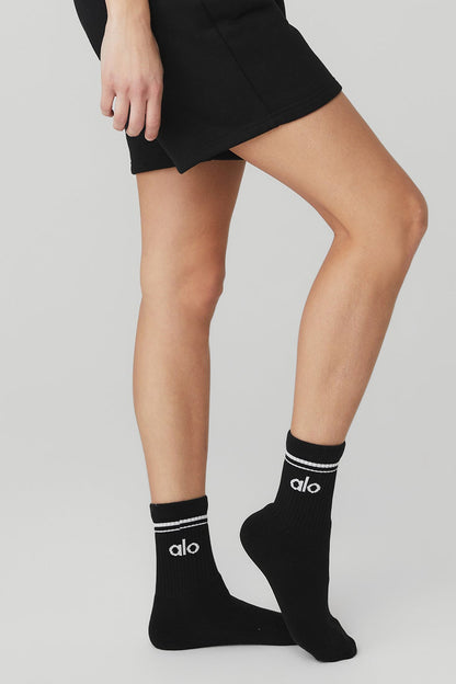 Retro mid-calf unisex socks