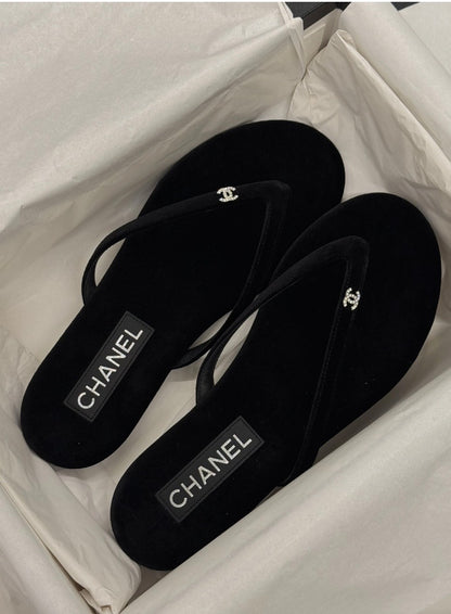 C velvet slipper