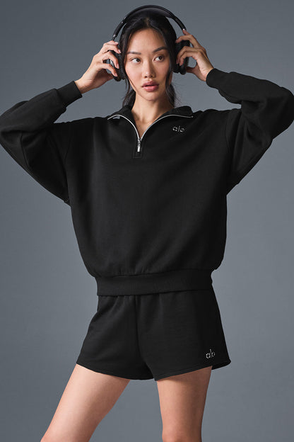 Accolade mini shorts