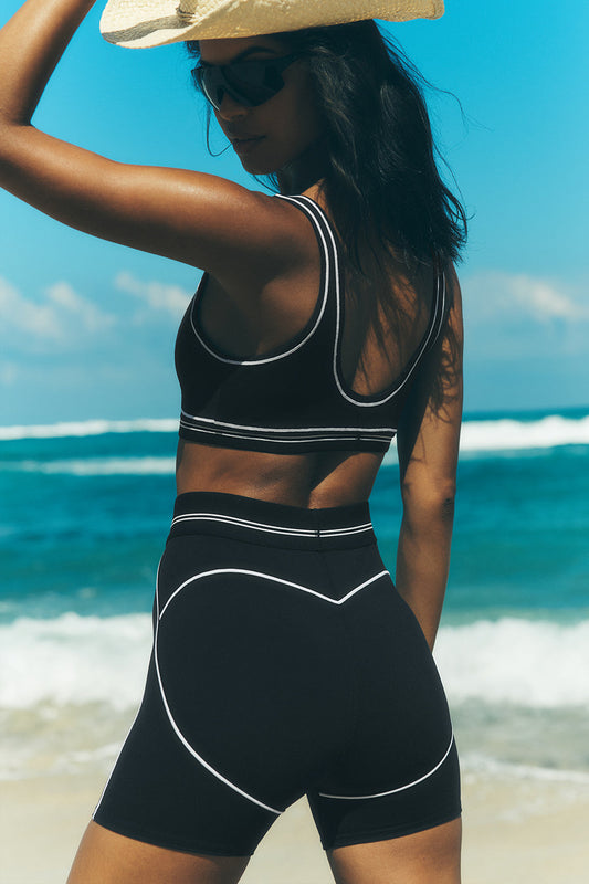 Airbrush Heart Throb high-waisted 4’’ shorts